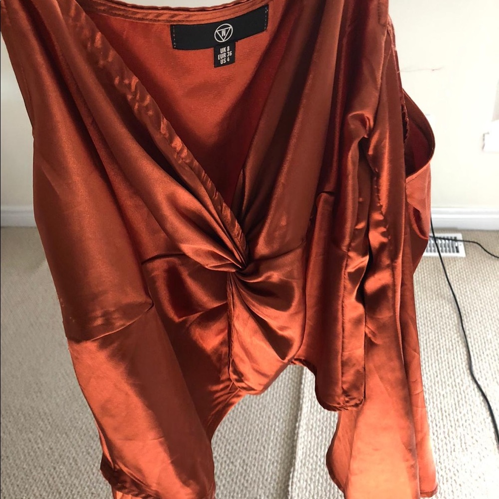 Sleeveless top
